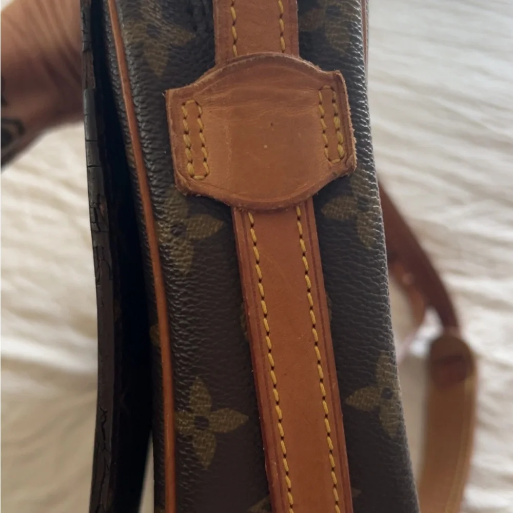 Louis Vuitton Saint Germain 27 Monogram Brown Crossbody Bag - Picture 5 of 12